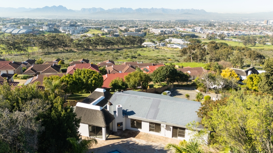 4 Bedroom Property for Sale in Selbourne Western Cape